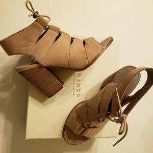 Hinge Size 8 Heeled Tie-Up Bootie/Sandal NIB Nude!